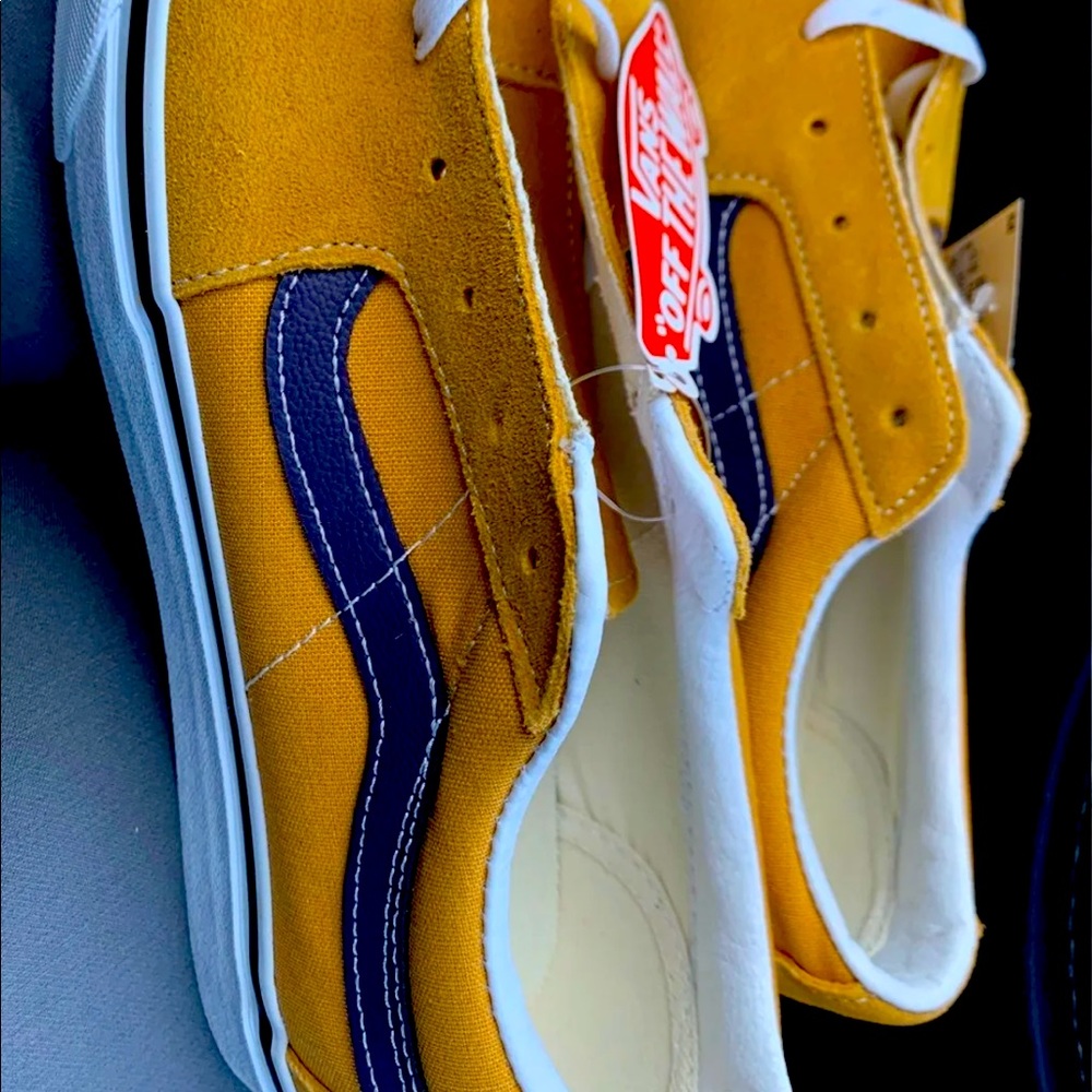 Lakers Vans - purple & gold